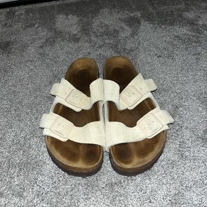 Birkenstock Arizona Suede Soft Footbed